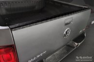 Lastskydd För Bakläm Mattsvart Aluminium Durkplåt till VW Amarok 2010-2021
