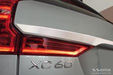 Vilken dekorlist passar Volvo XC60 II? Svart, krom eller silver