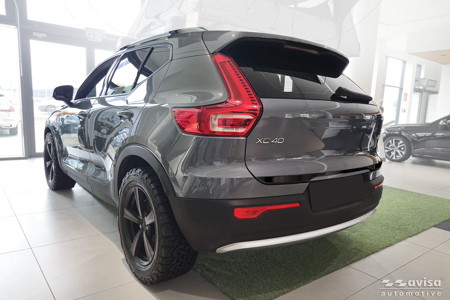 Dekorlist Volvo XC40 &ndash; svart, krom eller matt silver
