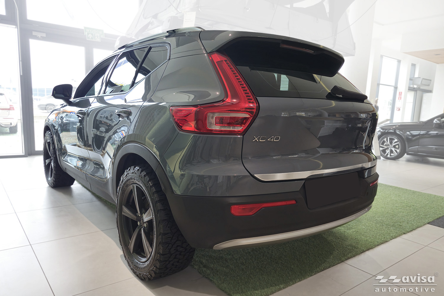 Dekorlist Volvo XC40 &ndash; svart, krom eller matt silver
