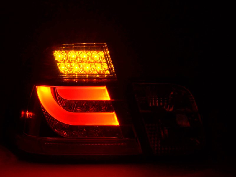 Baklampor LED Röd/Klarglas BMW 3-Serien E46 Sedan 1998-2001